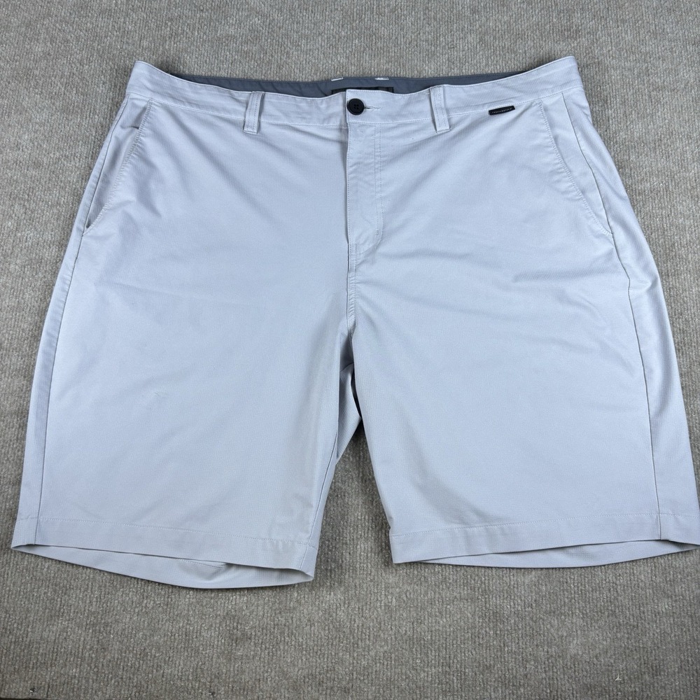 TravisMathew Golf Shorts Men's Size 40 Gray Performance Stretch Lightweight